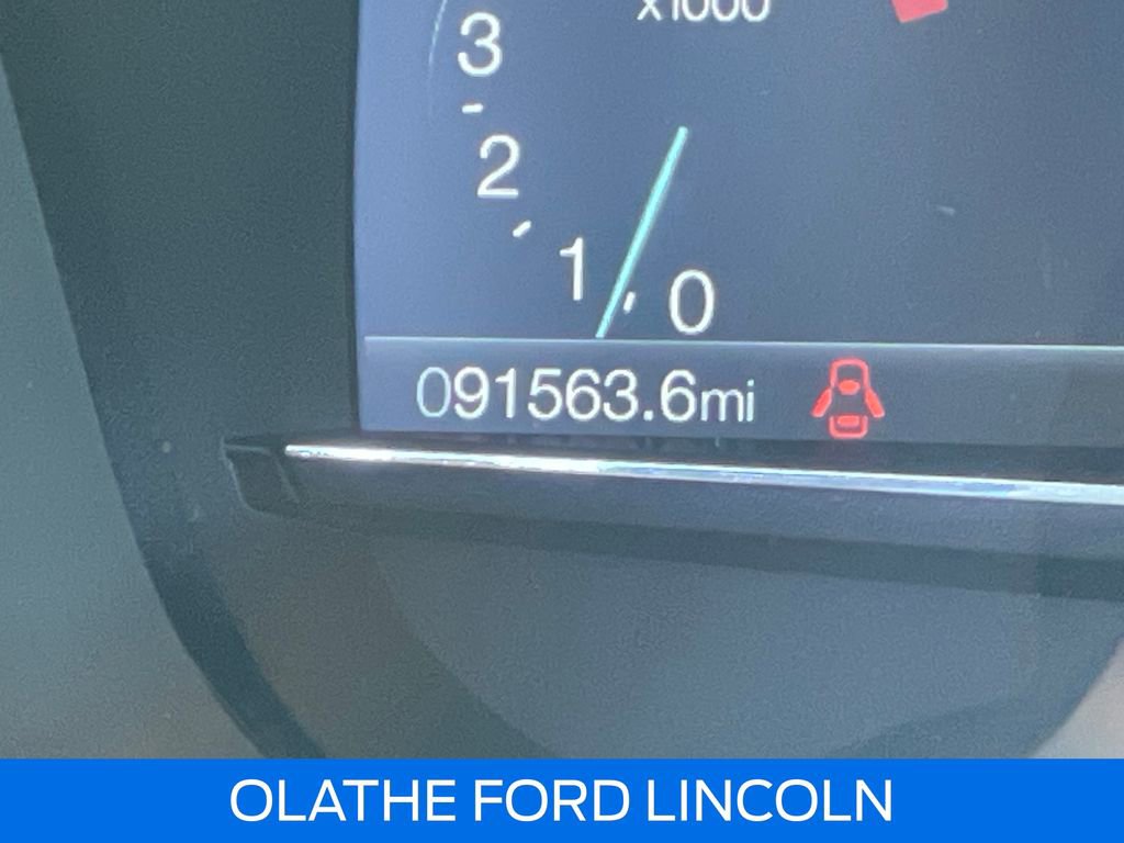 Certified 2018 Ford Explorer XLT w/ Equipment Group 202A image 17