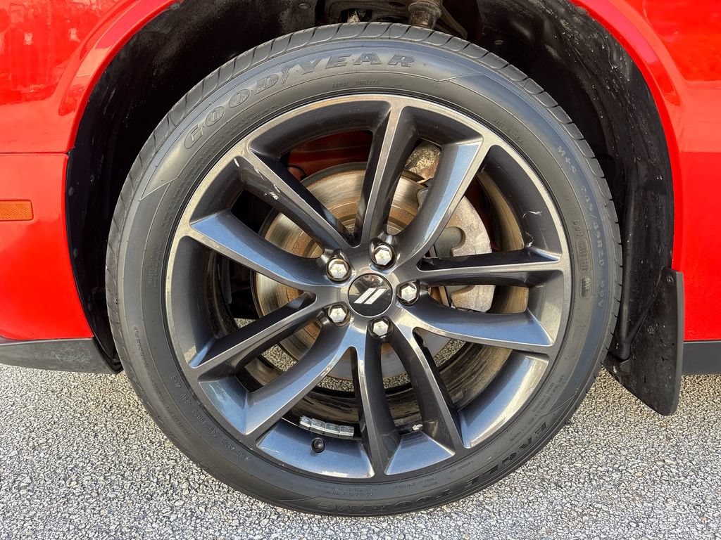 Used 2017 Dodge Challenger SXT Plus RWD image 14
