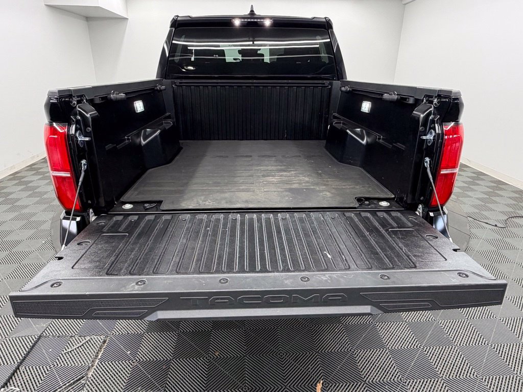 Used 2026 Toyota Tacoma SR5 AWD/4WD image 13