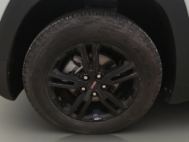 Used 2023 GMC Terrain AT4 w/ Tech Package AWD/4WD image 26