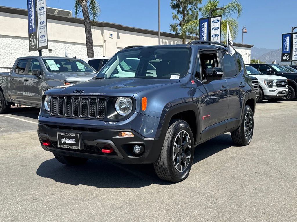 Used 2023 Jeep Renegade Trailhawk AWD/4WD image 6