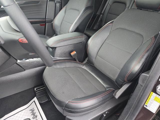 Certified 2023 Ford Escape ST-Line Select w/ Tech Pack #1 image 23