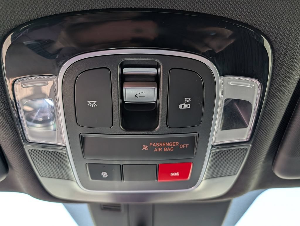 Used 2024 Hyundai Santa Cruz SEL w/ Activity Package FWD image 16