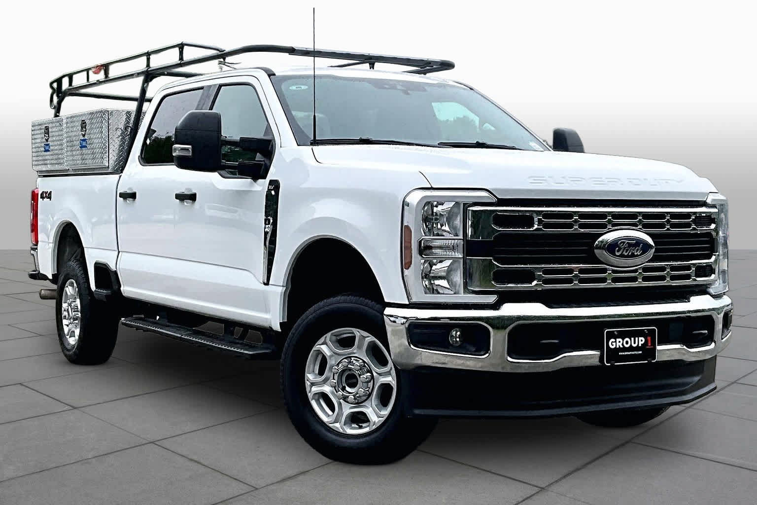 Certified 2025 Ford F250 XLT w/ Snow Plow Prep Package AWD/4WD image 3