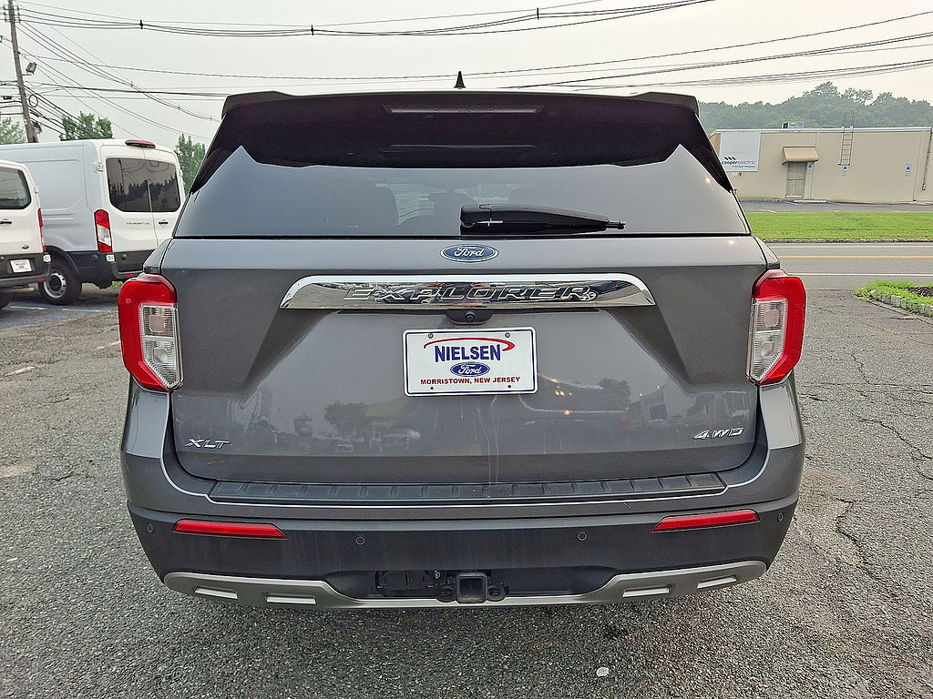 Certified 2023 Ford Explorer XLT w/ Equipment Group 202A AWD/4WD image 29