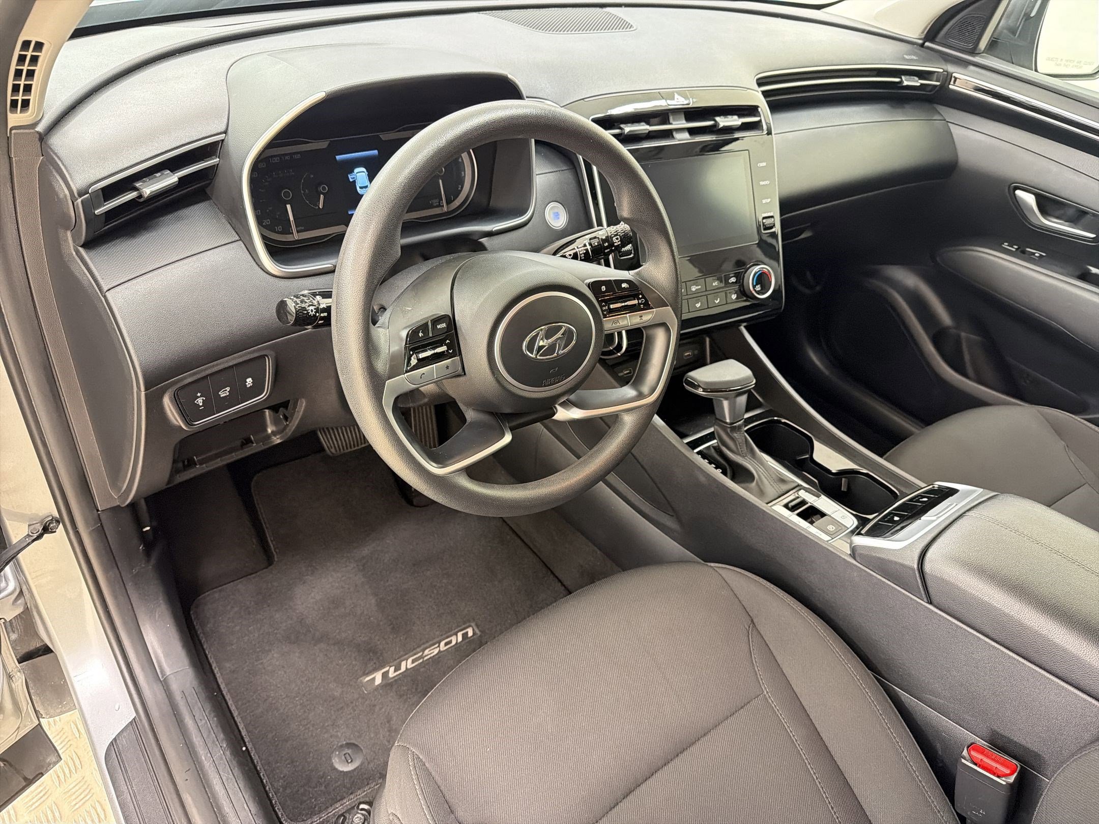 Used 2023 Hyundai Tucson SEL FWD image 9
