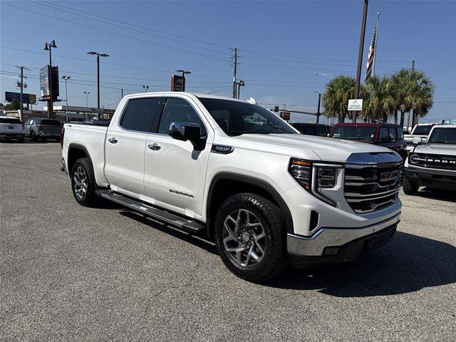 Used 2023 GMC Sierra 1500 SLT w/ SLT Convenience Package AWD/4WD image 15