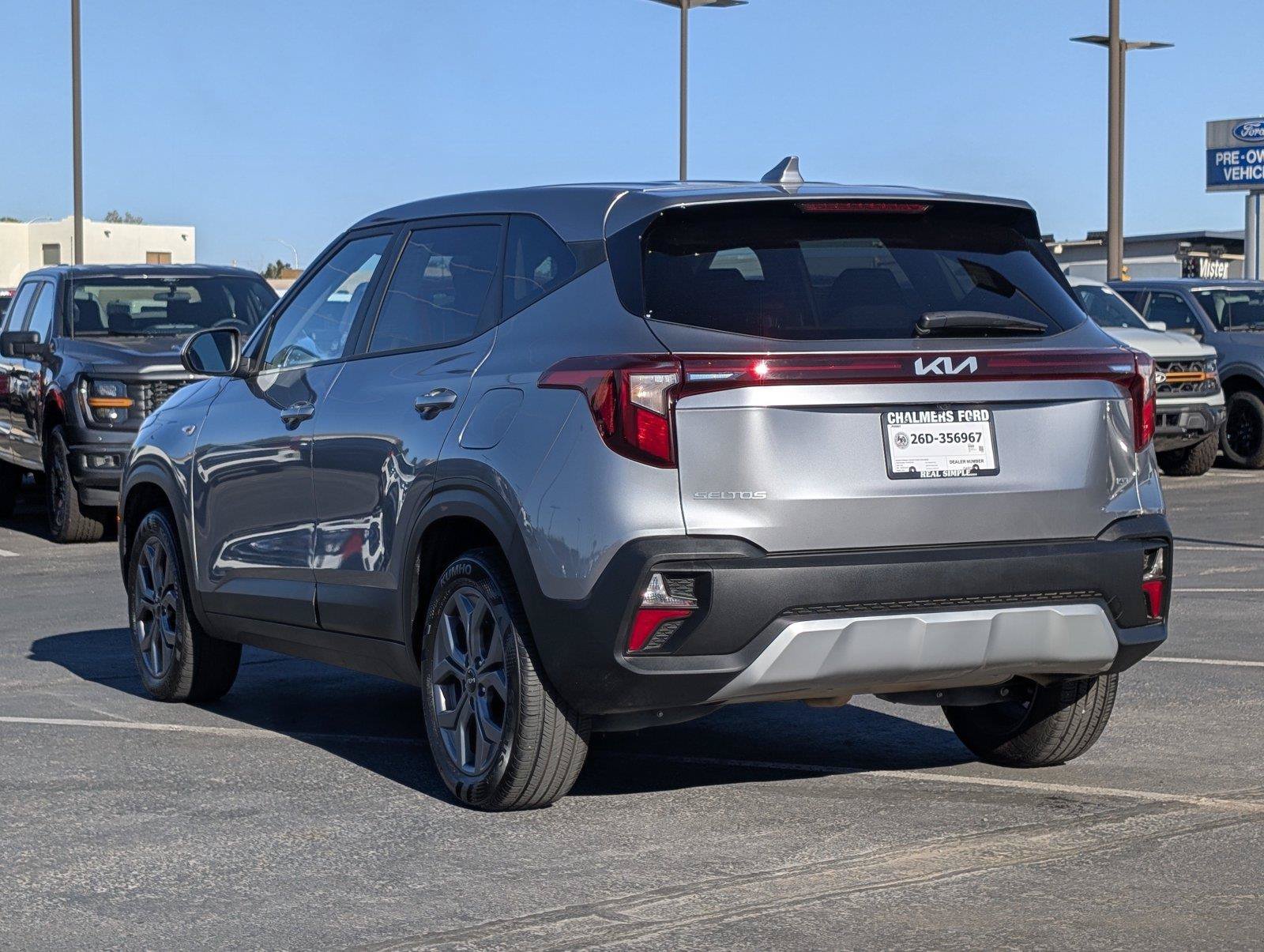 Used 2026 Kia Seltos LX AWD/4WD image 8