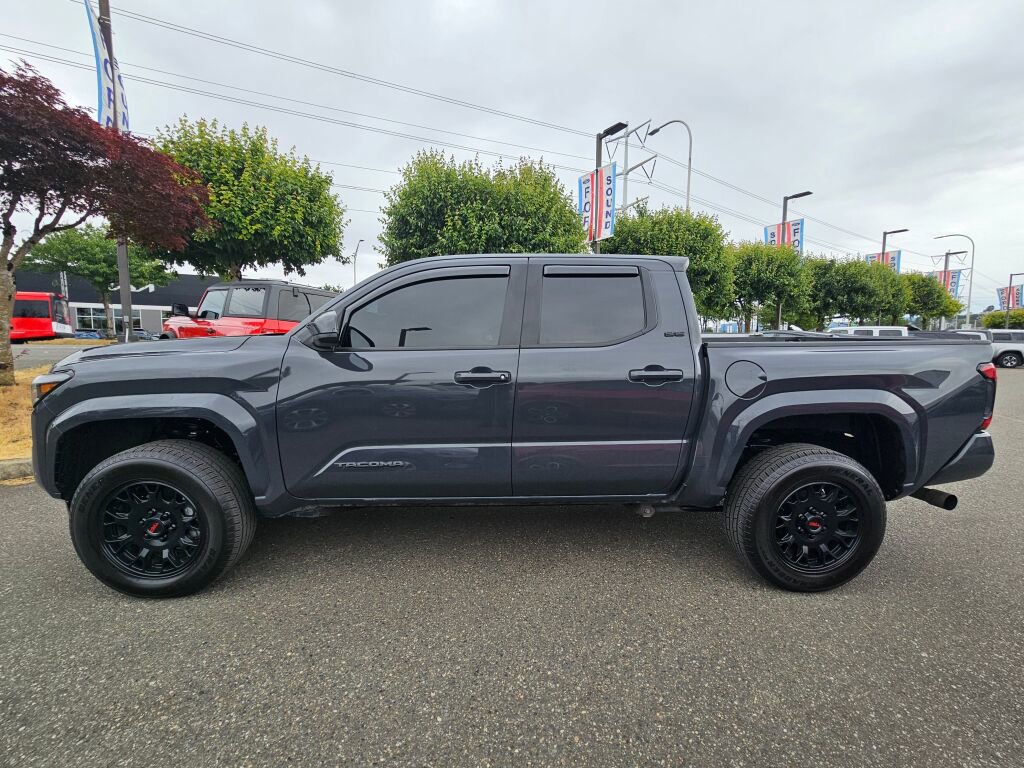 Used 2024 Toyota Tacoma SR5 AWD/4WD image 2