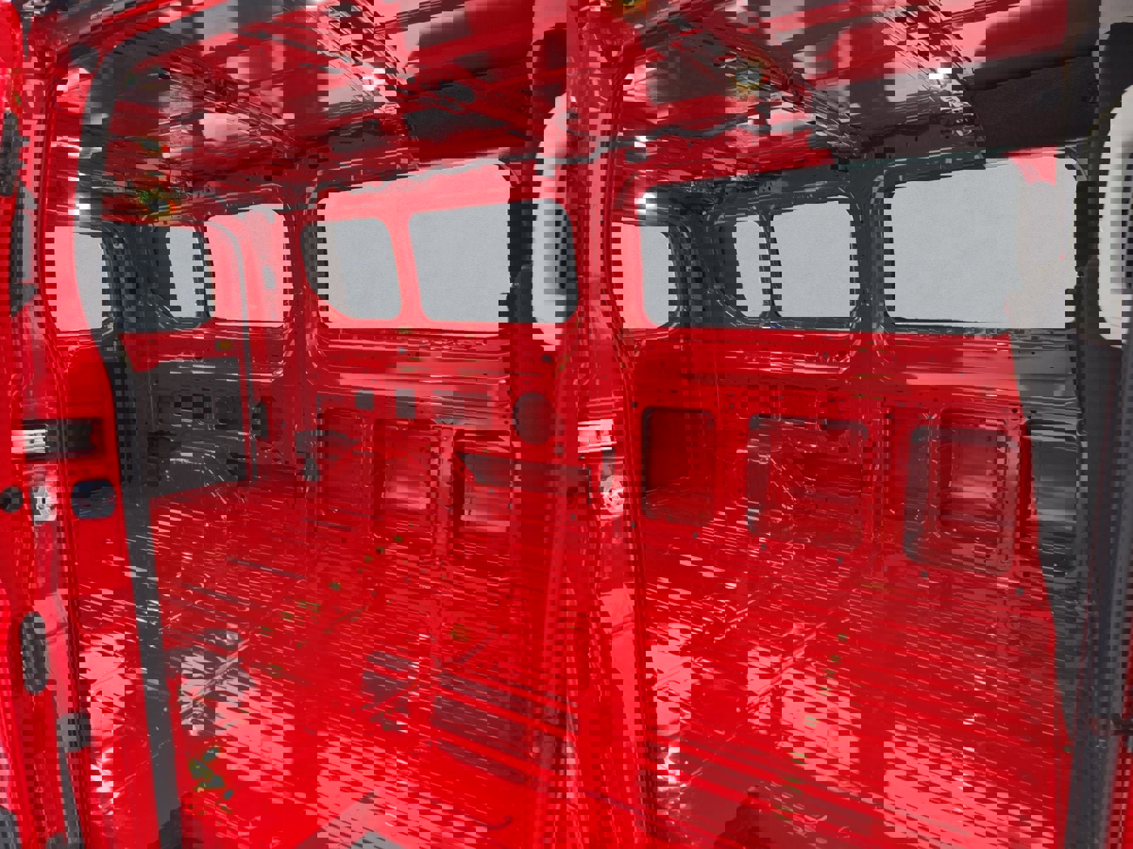 Certified 2026 Ford Transit 350 Low Roof AWD w/ Exterior Upgrade Package image 21