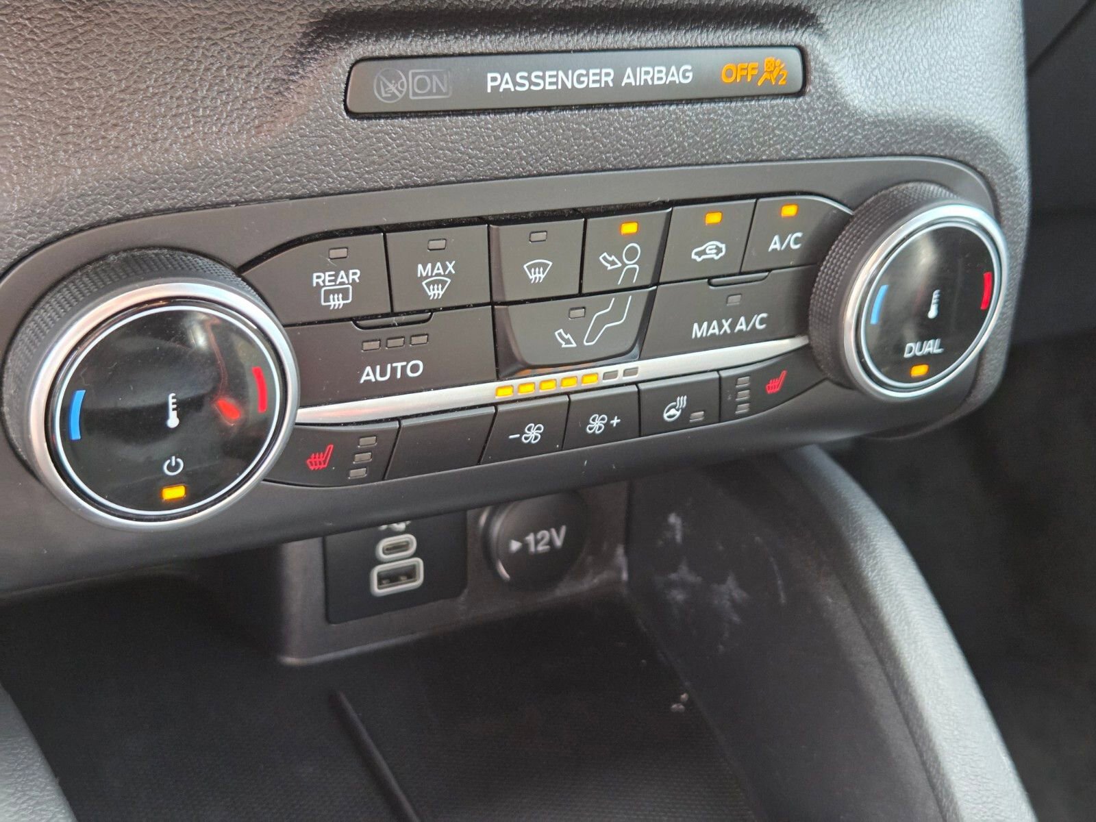 Certified 2024 Ford Escape ST-Line image 22