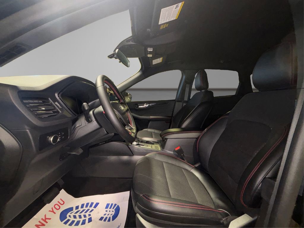 Certified 2025 Ford Escape ST-Line image 12