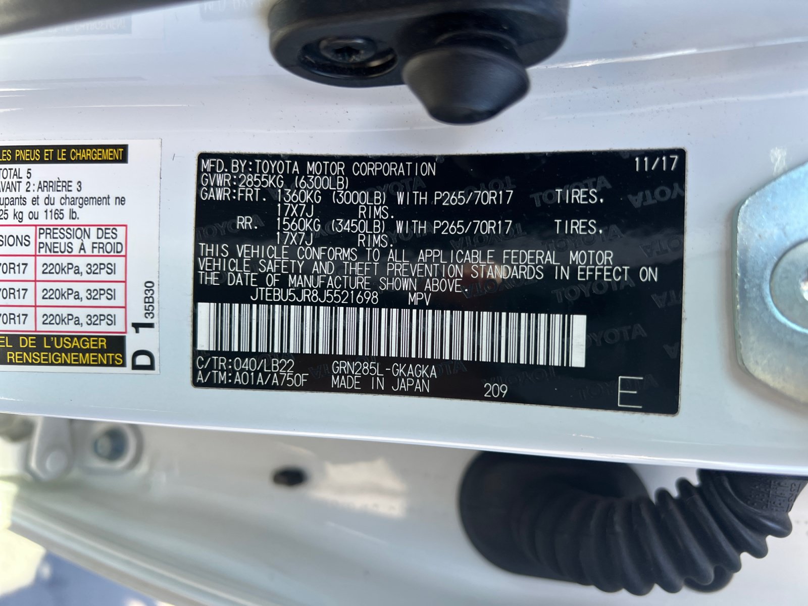Used 2018 Toyota 4Runner SR5 Premium AWD/4WD image 35