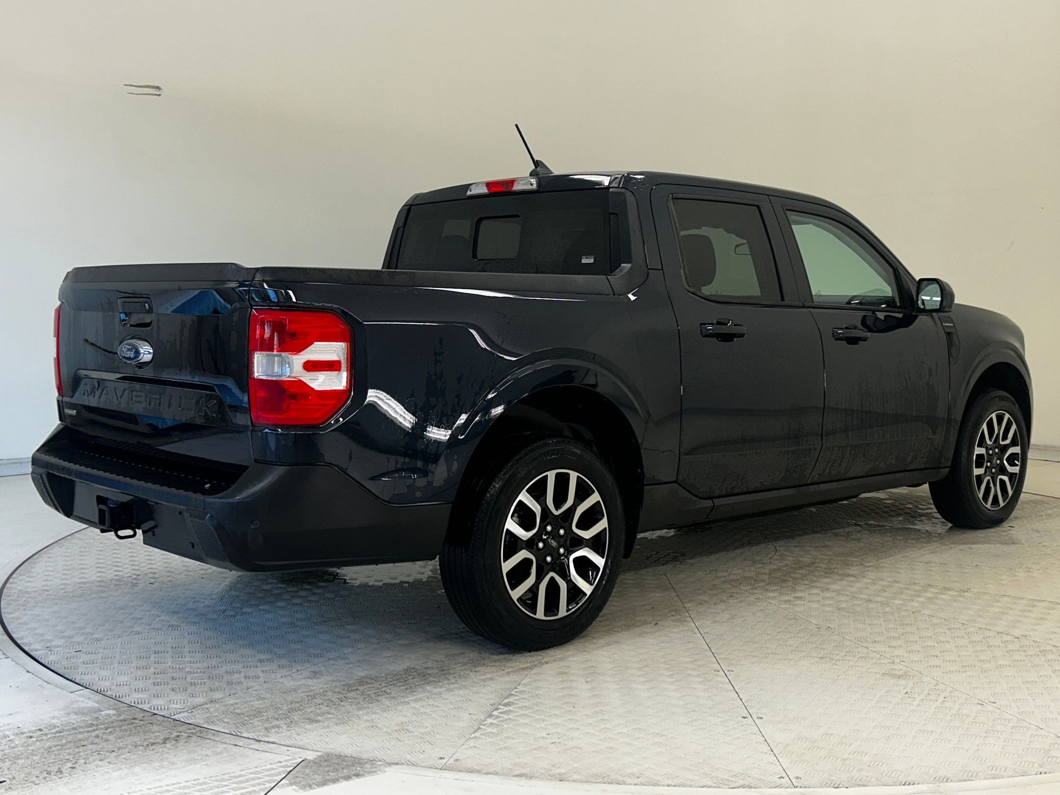 Certified 2022 Ford Maverick Lariat w/ Lariat Luxury Package image 5