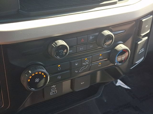 Certified 2025 Ford F250 XLT AWD/4WD image 15