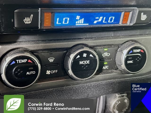 Used 2017 Toyota Tacoma TRD Sport AWD/4WD image 18