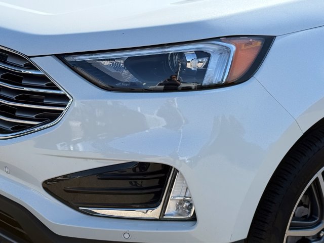 Certified 2024 Ford Edge Titanium AWD/4WD image 25