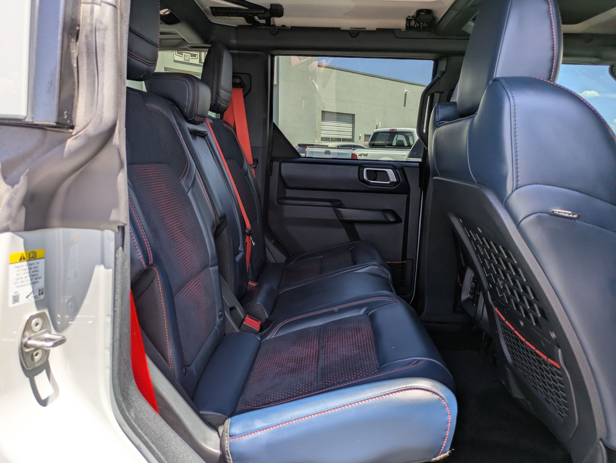 Certified 2026 Ford Bronco Raptor w/ Interior Carbon Fiber Pack AWD/4WD image 31