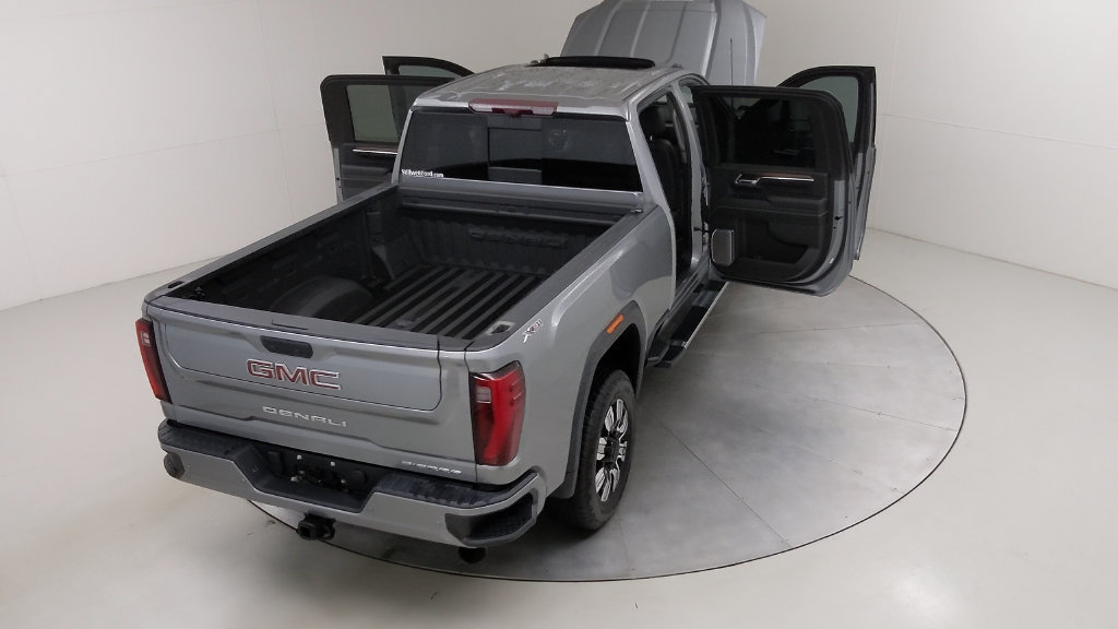 Used 2024 GMC Sierra 2500 Denali w/ Technology Package AWD/4WD image 53