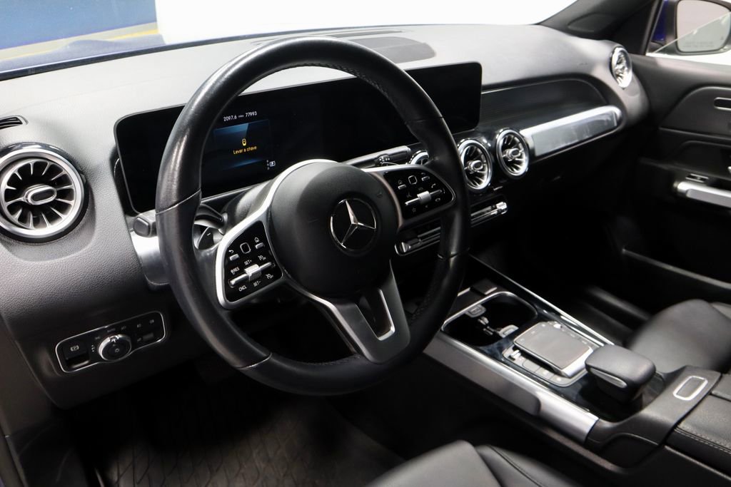 Used 2021 Mercedes-Benz GLB 250 4MATIC image 24