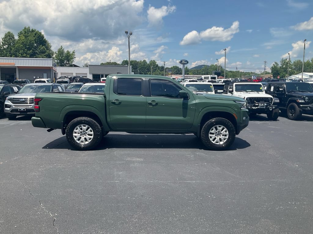 Used 2023 Nissan Frontier SV w/ SV Premium Package AWD/4WD image 4