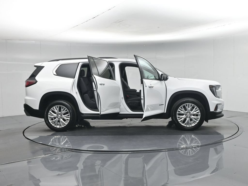 Used 2024 GMC Acadia Elevation FWD image 5
