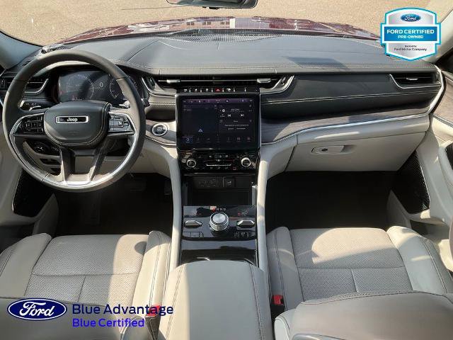 Used 2023 Jeep Grand Cherokee Overland w/ Luxury Tech Group IV AWD/4WD image 6
