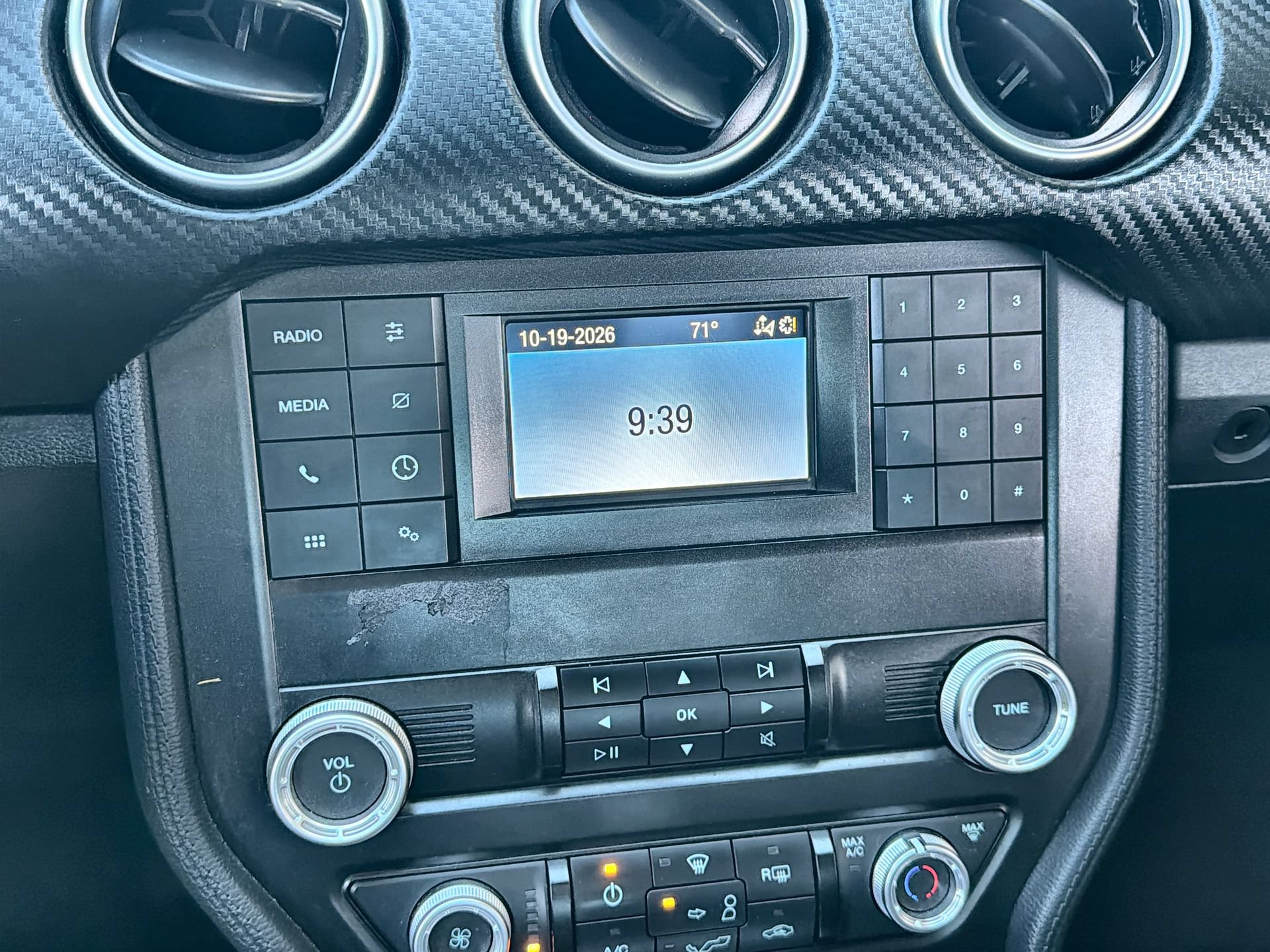 Certified 2021 Ford Mustang Coupe RWD image 16