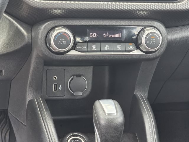 Used 2018 Nissan Kicks SV FWD image 19