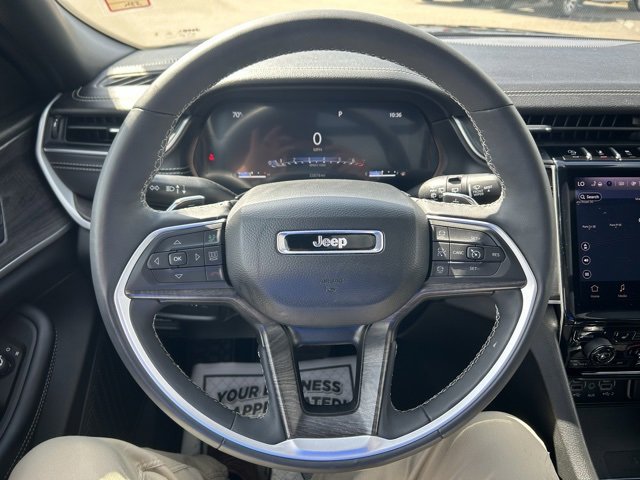 Used 2024 Jeep Grand Cherokee L Limited w/ Luxury Tech Group II image 14