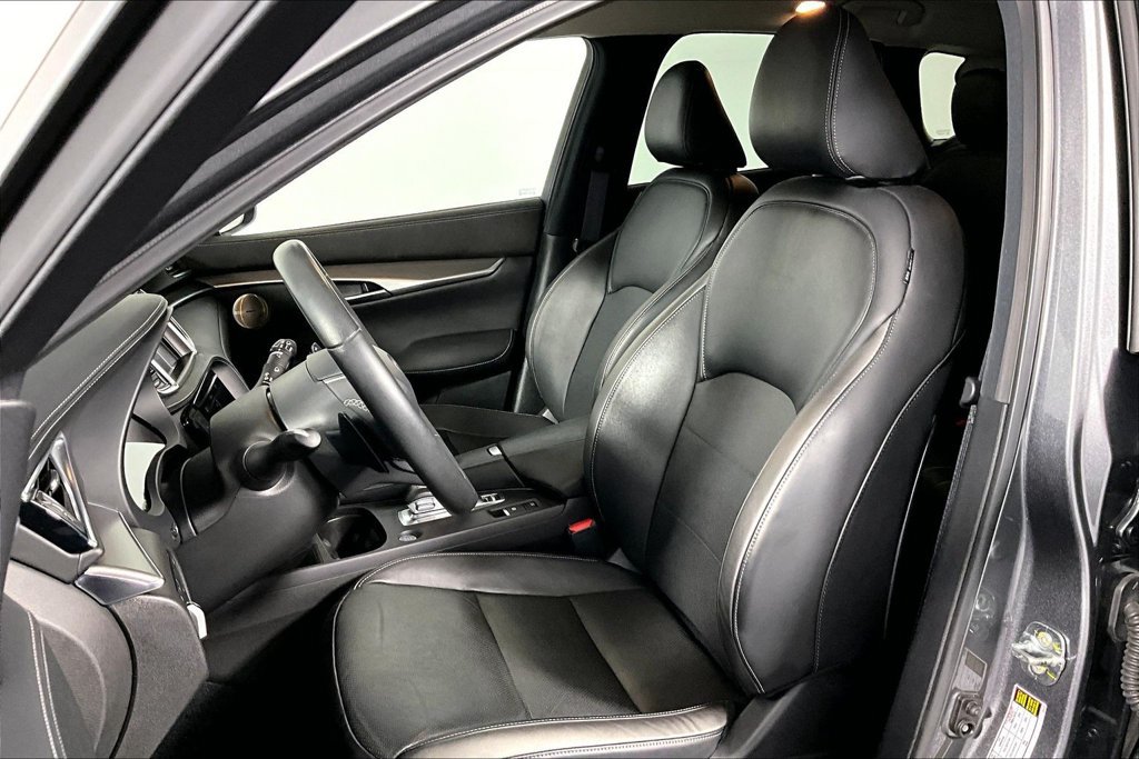 Used 2023 INFINITI QX50 Luxe w/ Cargo Package FWD image 25