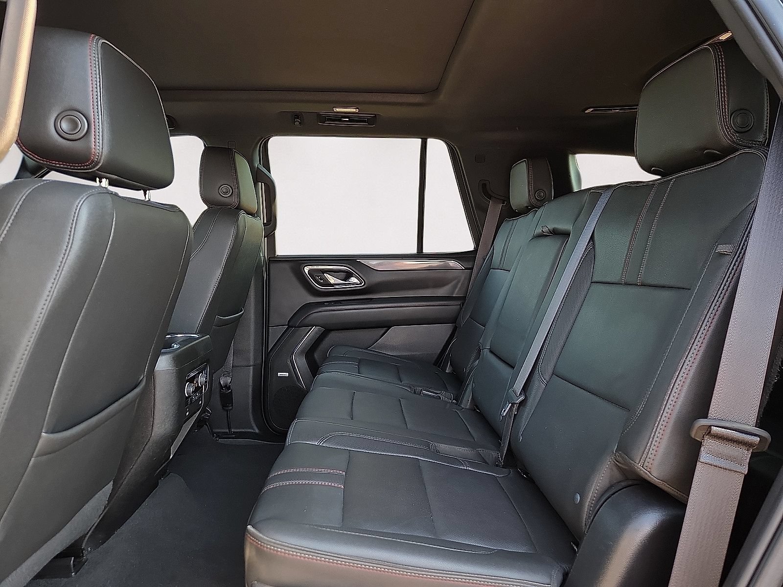 Used 2023 Chevrolet Tahoe RST AWD/4WD image 11