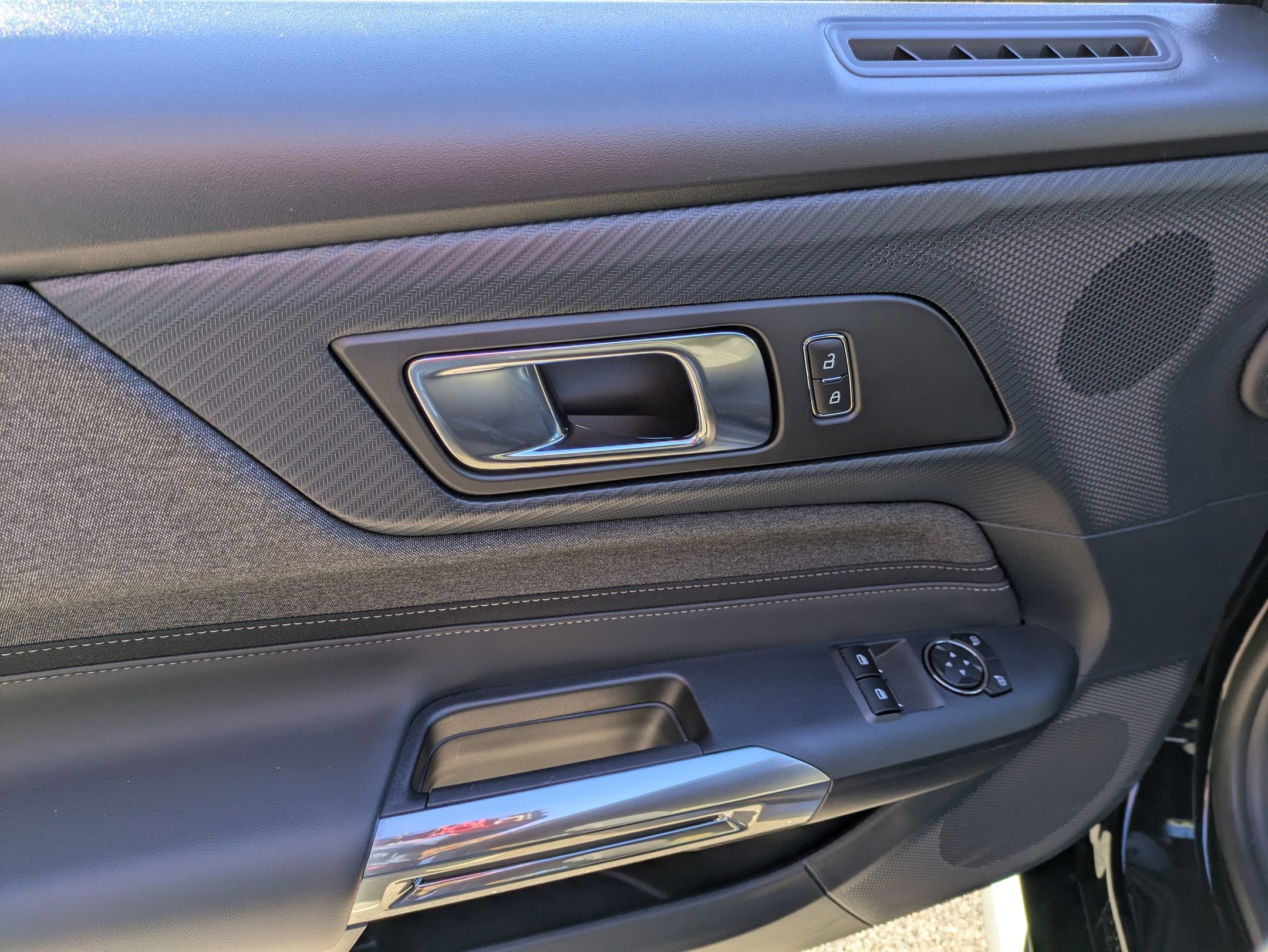 Certified 2025 Ford Mustang Coupe w/ Mustang Nite Pony Package image 15