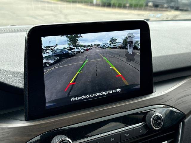 Certified 2020 Ford Escape Titanium AWD/4WD image 21