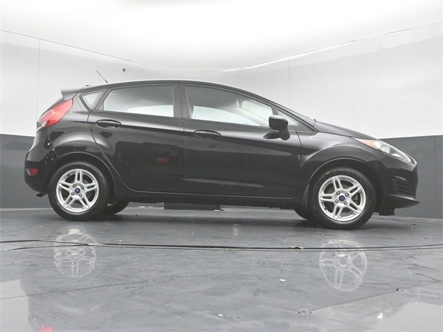 Certified 2017 Ford Fiesta SE image 17