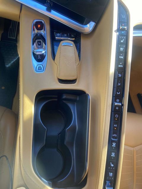 Used 2021 Chevrolet Corvette Stingray Premium Conv w/ Z51 Performance Package image 24