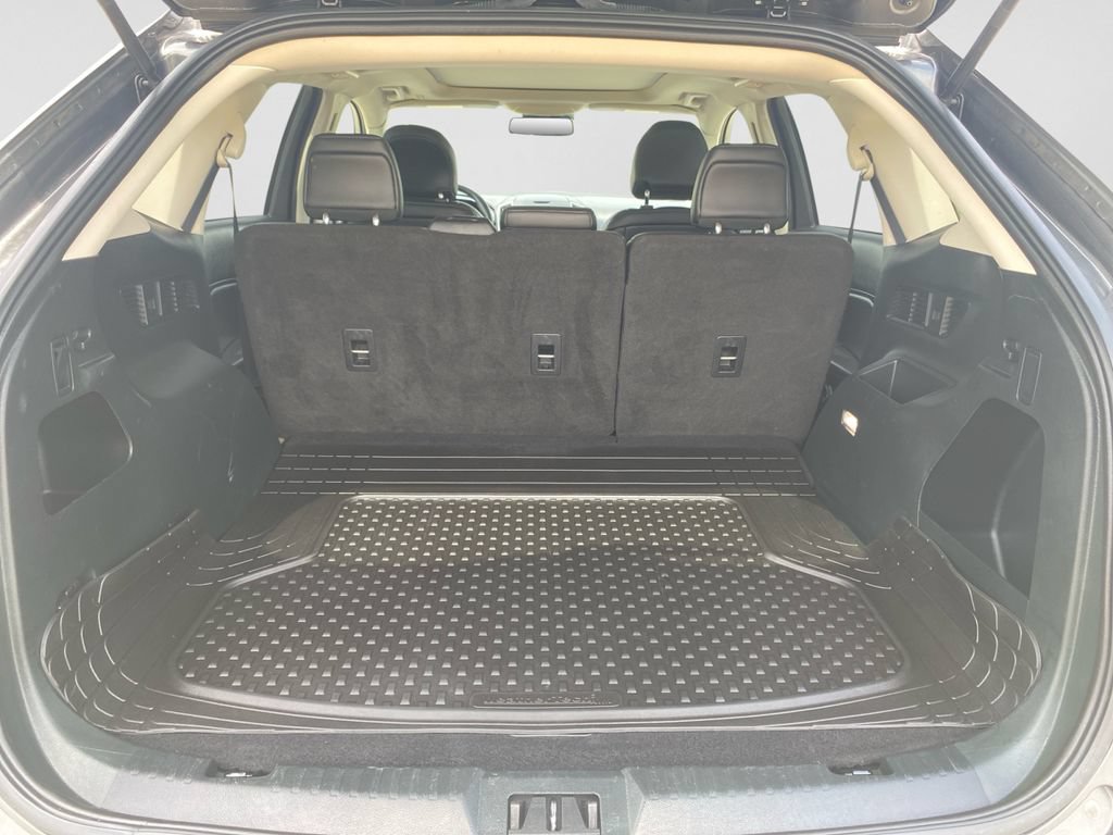 Certified 2019 Ford Edge SEL w/ Equipment Group 201A AWD/4WD image 16