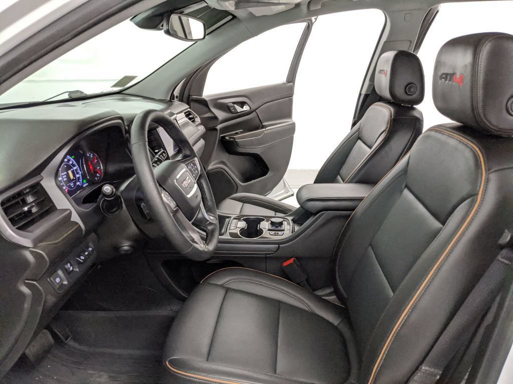 Used 2023 GMC Acadia AT4 w/ Technology Package AWD/4WD image 16