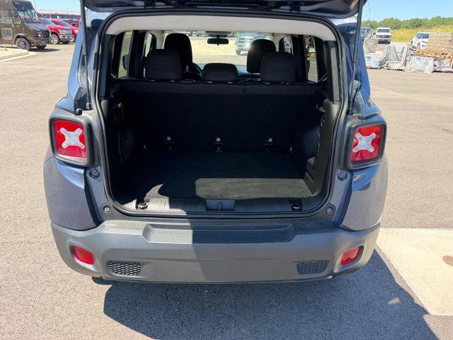 Used 2020 Jeep Renegade Sport w/ Sport Appearance Group AWD/4WD image 7