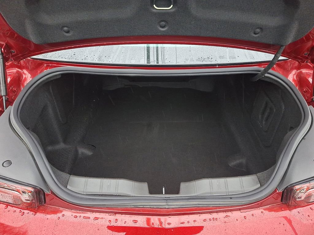 Used 2024 Chevrolet Camaro LT w/ RS Package image 28