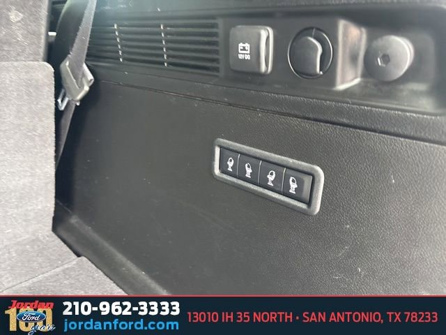 Used 2022 Jeep Wagoneer Series III AWD/4WD image 13