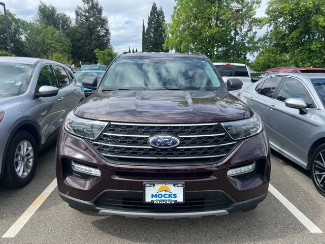 Certified 2023 Ford Explorer XLT w/ Equipment Group 202A AWD/4WD image 7