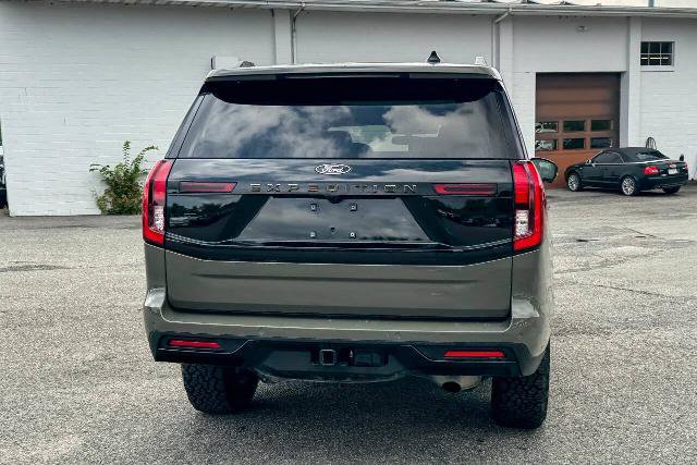 Certified 2025 Ford Expedition Tremor AWD/4WD image 4