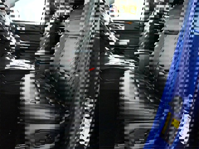 Certified 2023 Ford Explorer XLT w/ Equipment Group 202A image 17