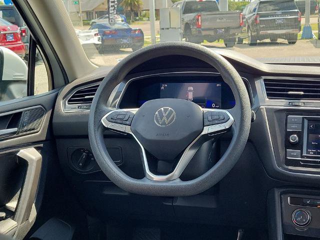 Used 2022 Volkswagen Tiguan S image 13