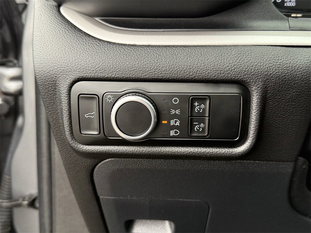 Certified 2024 Ford Explorer XLT image 20