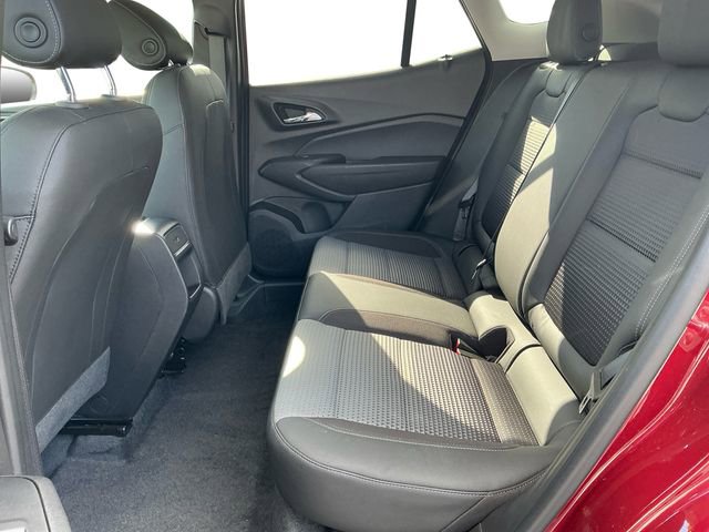 Used 2024 Chevrolet Trax LT w/ Driver Confidence Package FWD image 16