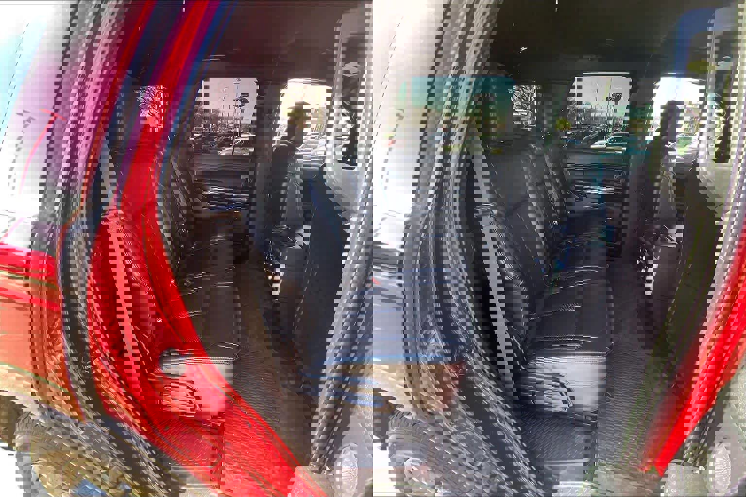 Certified 2019 Ford Expedition XLT w/ Equipment Group 202A image 19