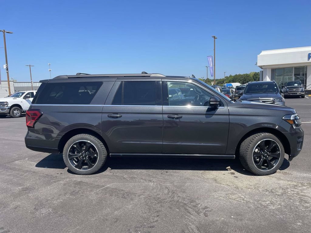 Certified 2023 Ford Expedition Max Limited AWD/4WD image 2