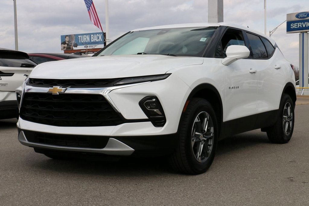 Used 2025 Chevrolet Blazer LT